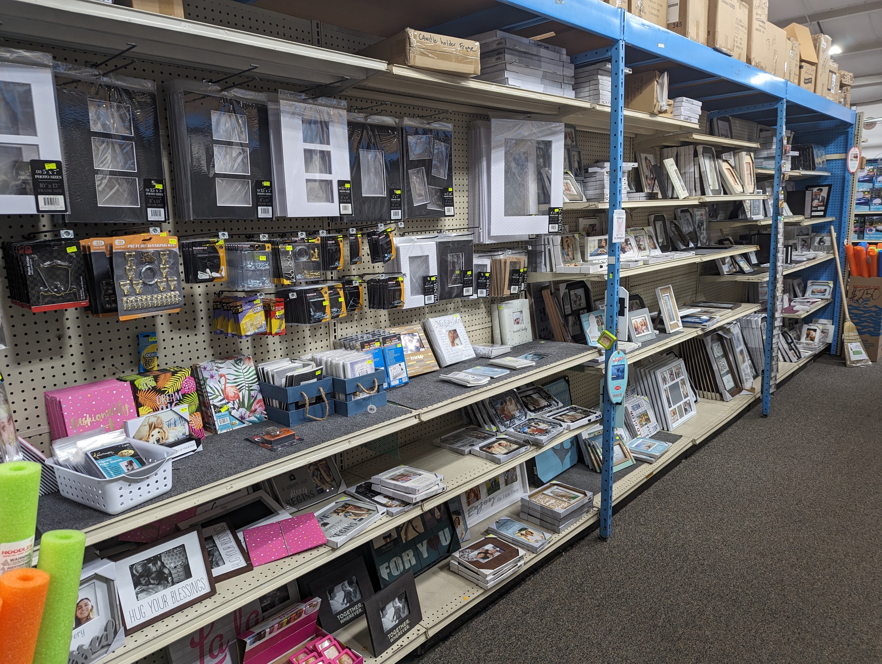 Products Tom's Discount Store